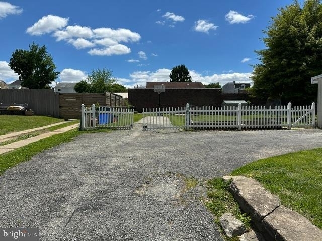 465 Cinnaminson Street - Photo 15
