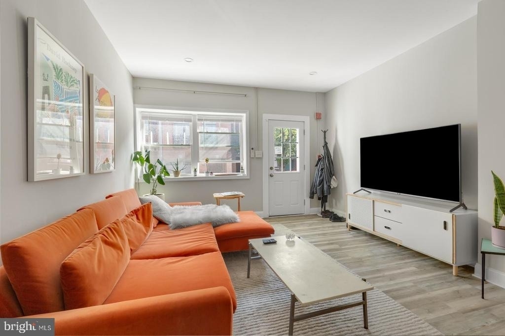 752 S 9th Street - Photo 3