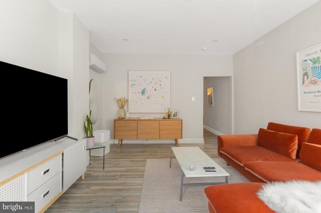752 S 9th Street - Photo 2