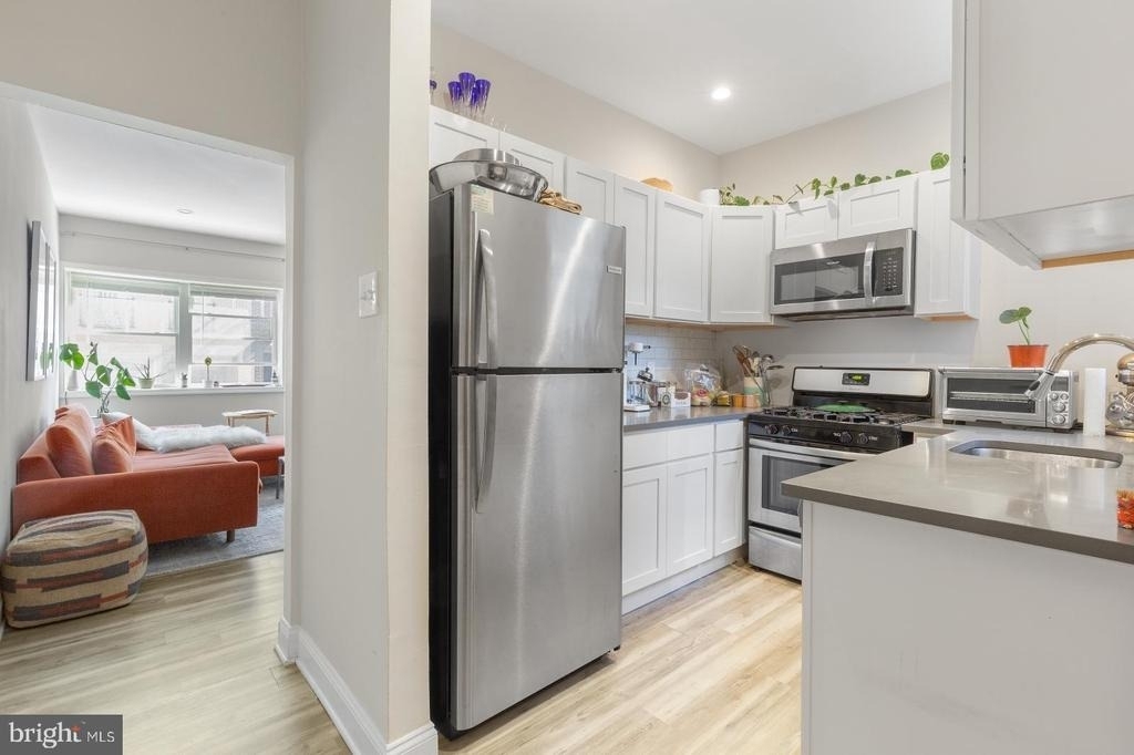 752 S 9th Street - Photo 4