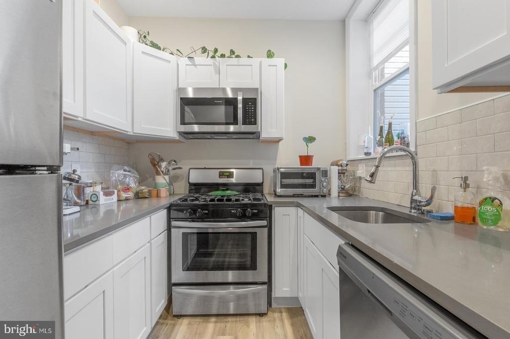 752 S 9th Street - Photo 5