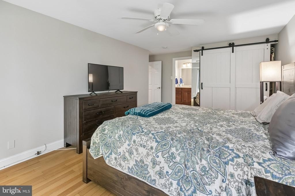 1740 Oakwood Terrace - Photo 19