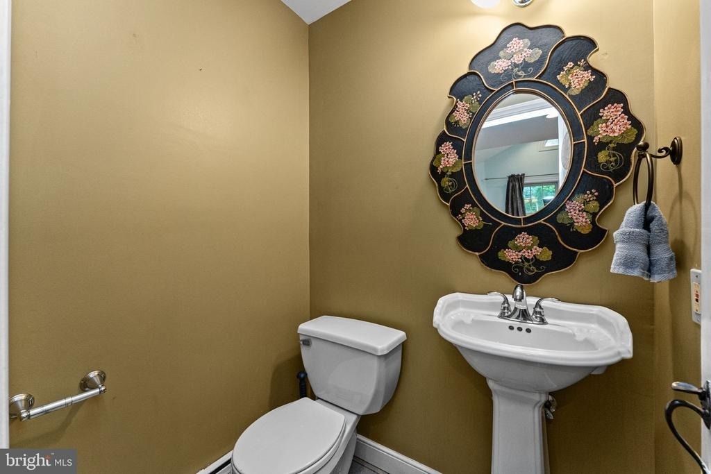 471 Athens Avenue - Photo 10