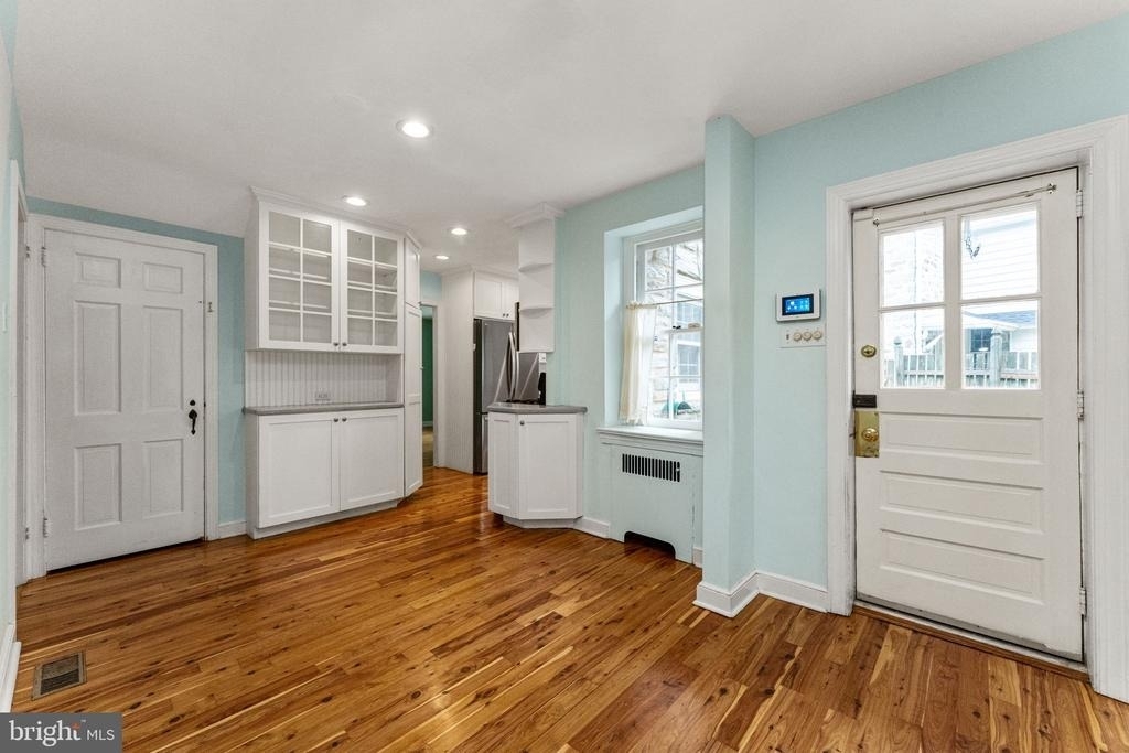 471 Athens Avenue - Photo 4