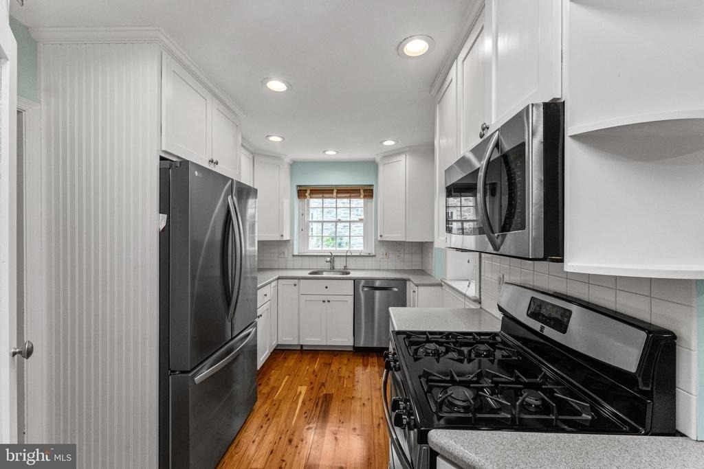 471 Athens Avenue - Photo 6