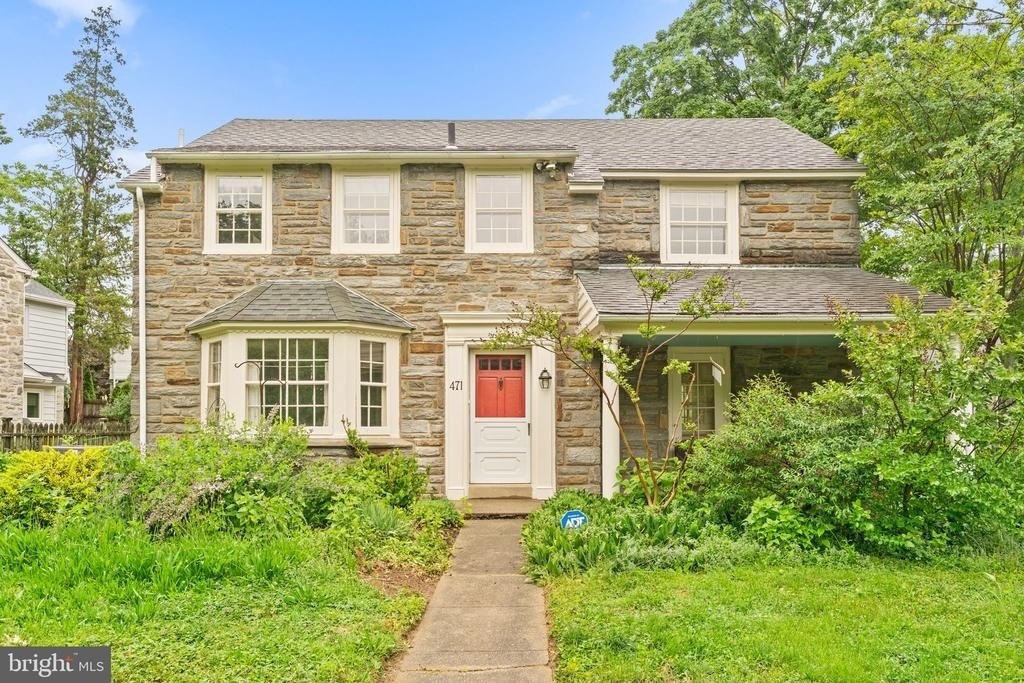 471 Athens Avenue - Photo 0