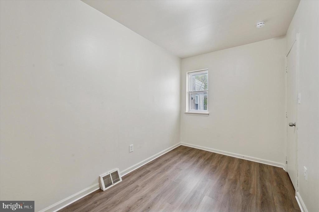 1016 Potter Street - Photo 12