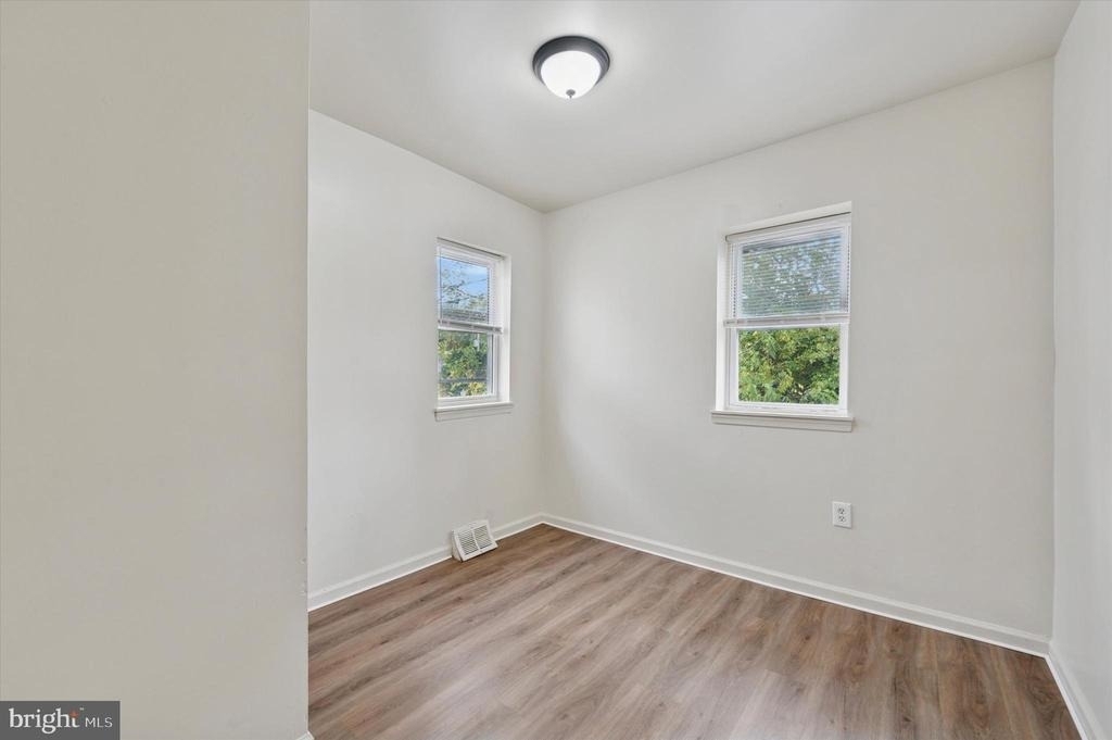 1016 Potter Street - Photo 10