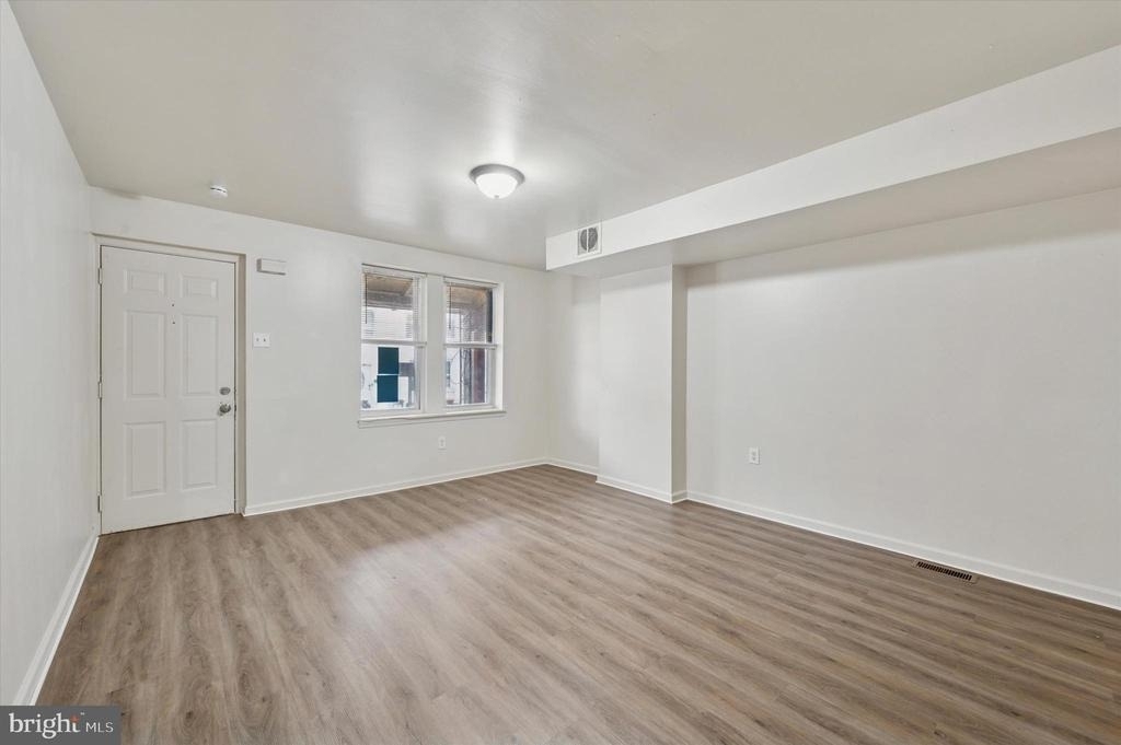 1016 Potter Street - Photo 4