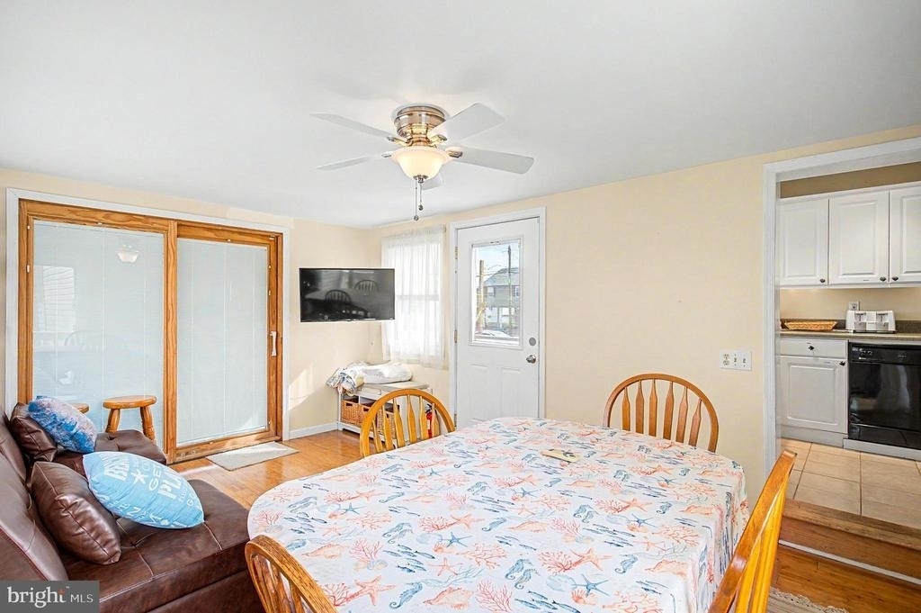 1022 South Green Street - Photo 13