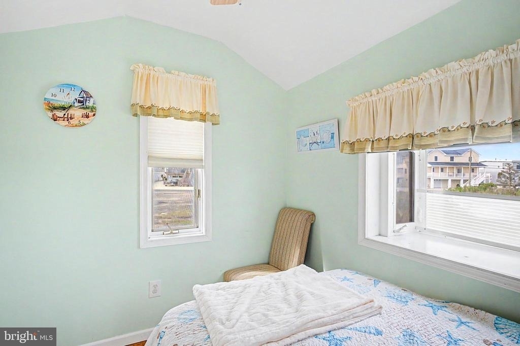 1022 South Green Street - Photo 15