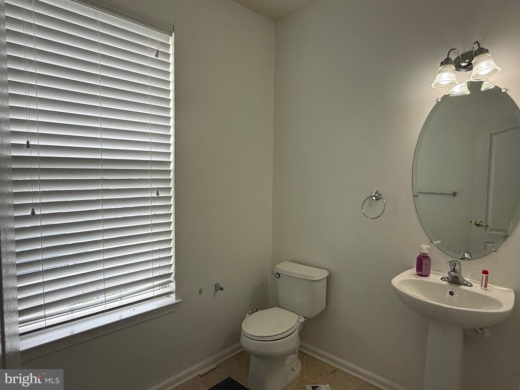 121 Acorn Drive - Photo 6