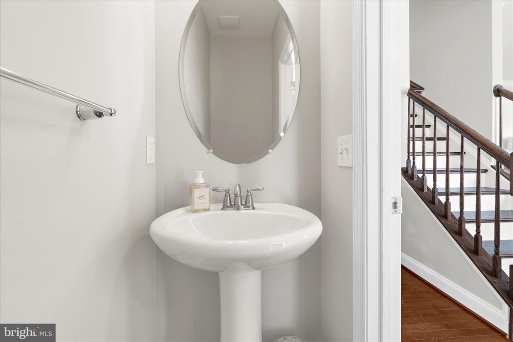 408 Stayton Street - Photo 8