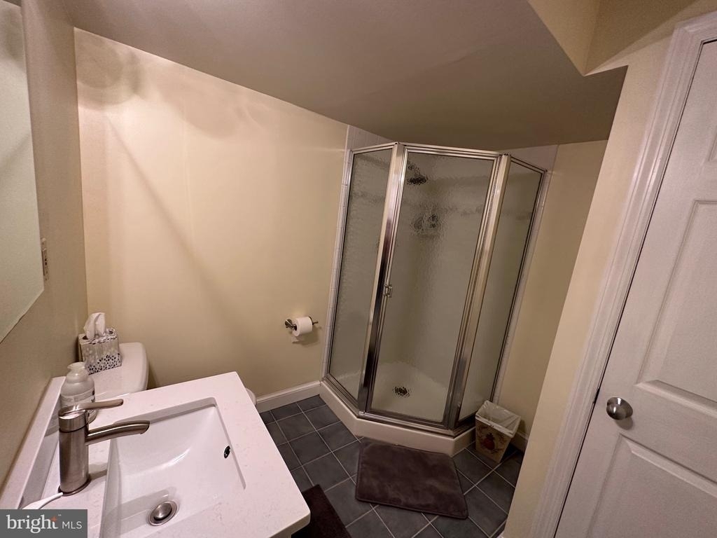 7315 University Avenue - Photo 32