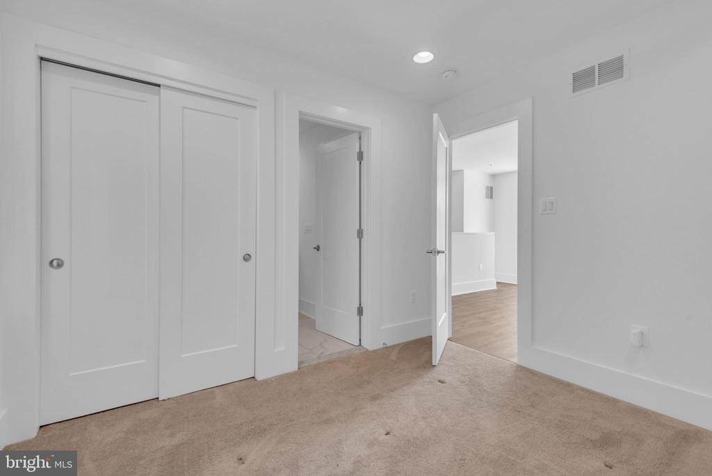 11366 Emerald Park Road - Photo 39