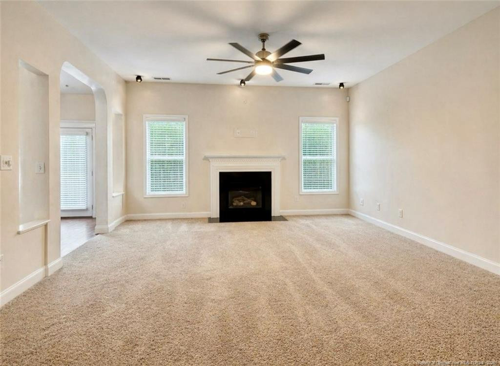 144 Tun Tavern - Photo 2