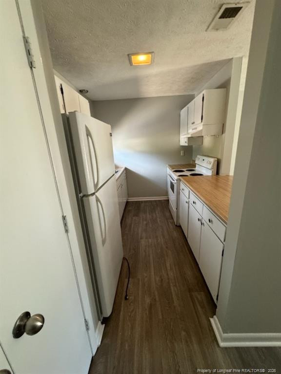 941 Applewood Lane - Photo 0