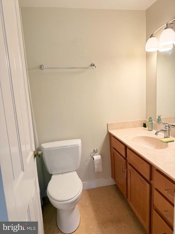 128 N Queen Street - Photo 4
