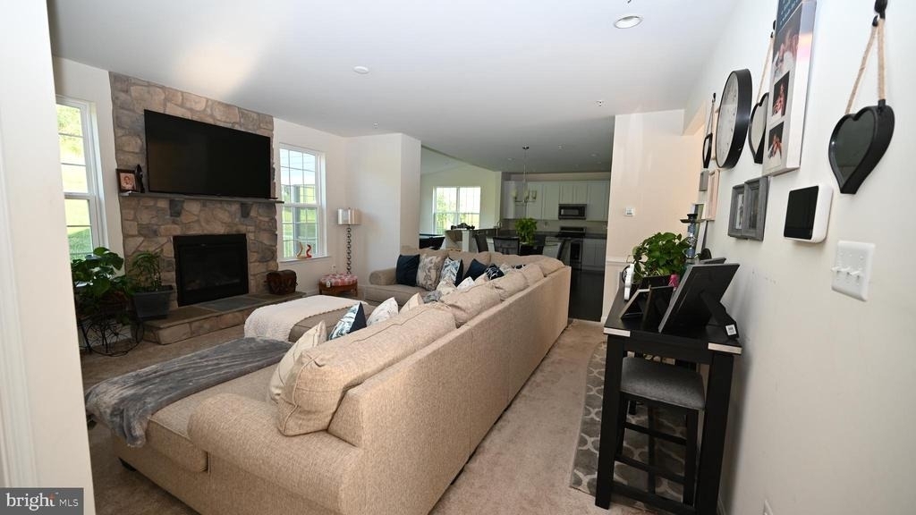 2978 Knight Court - Photo 10