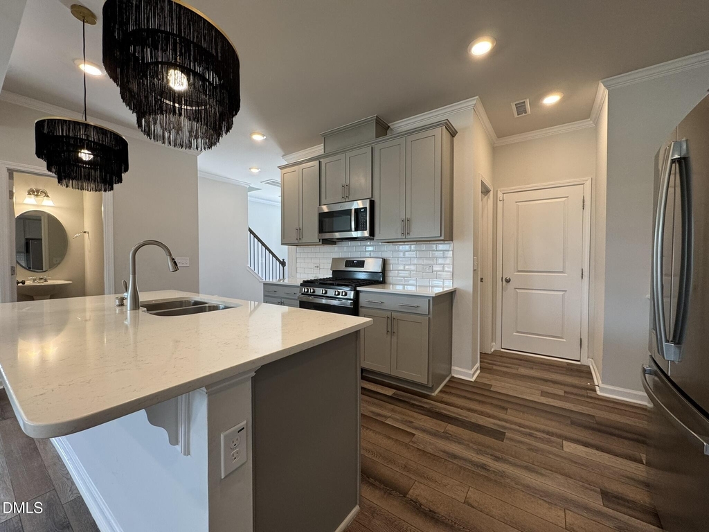 104 Jade Creek Drive - Photo 17