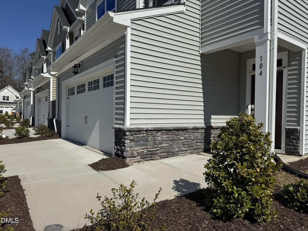 104 Jade Creek Drive - Photo 34
