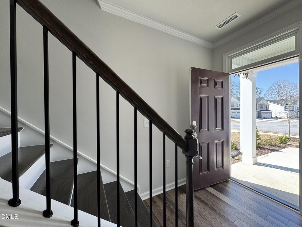104 Jade Creek Drive - Photo 5