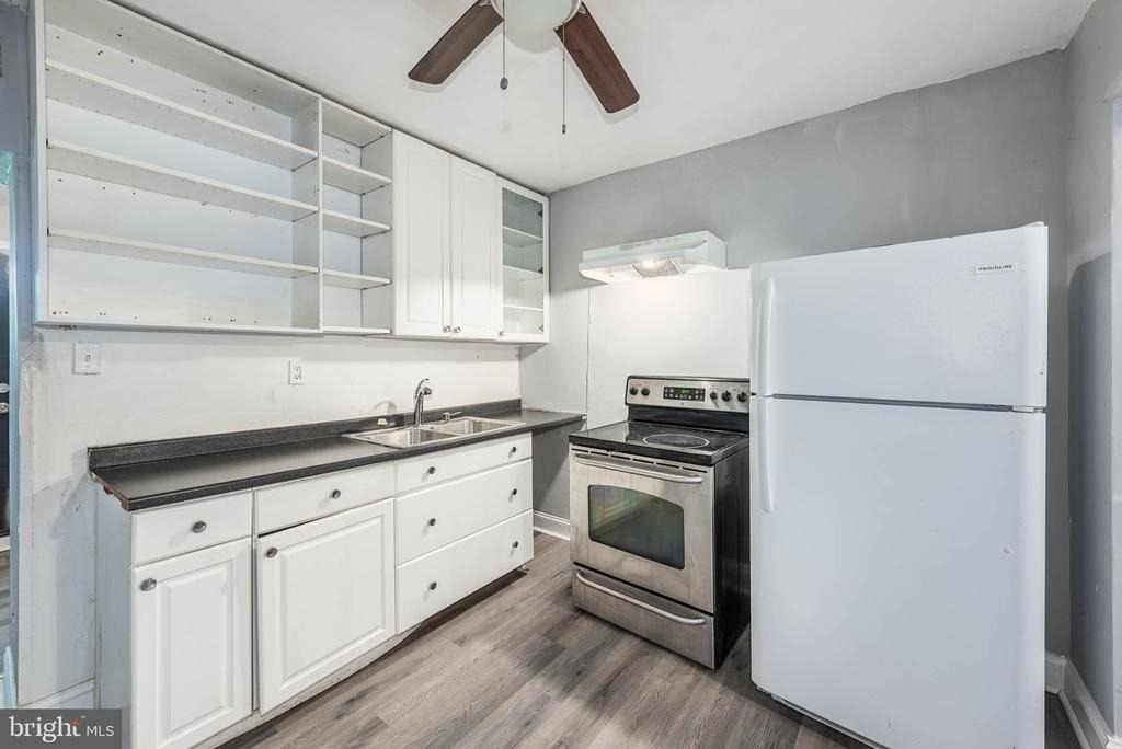 1124 Washington Boulevard - Photo 5