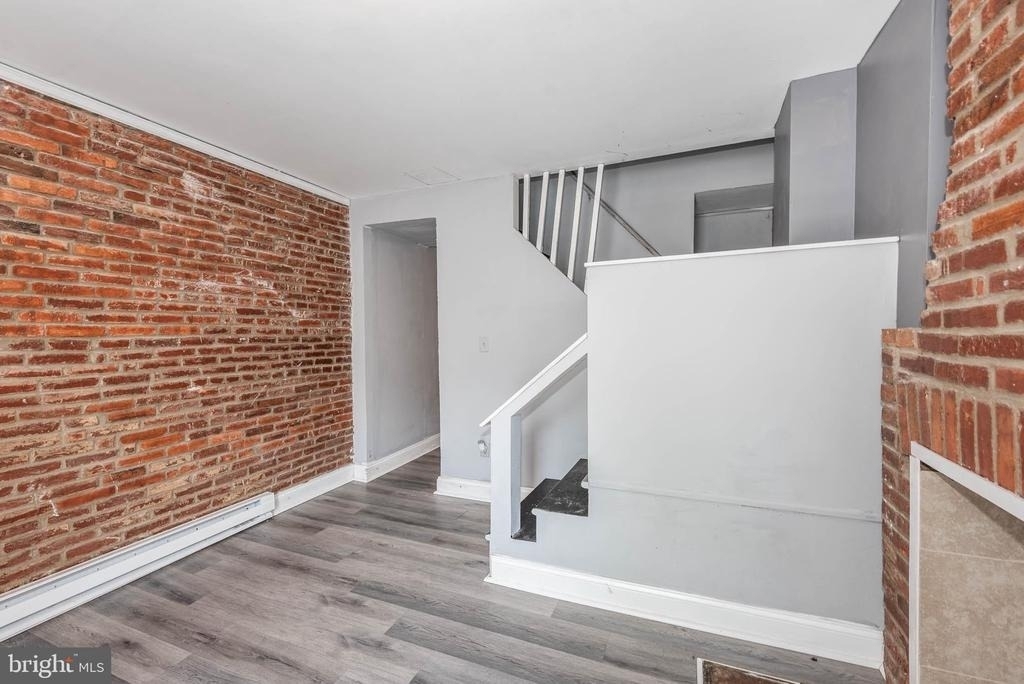 1124 Washington Boulevard - Photo 3