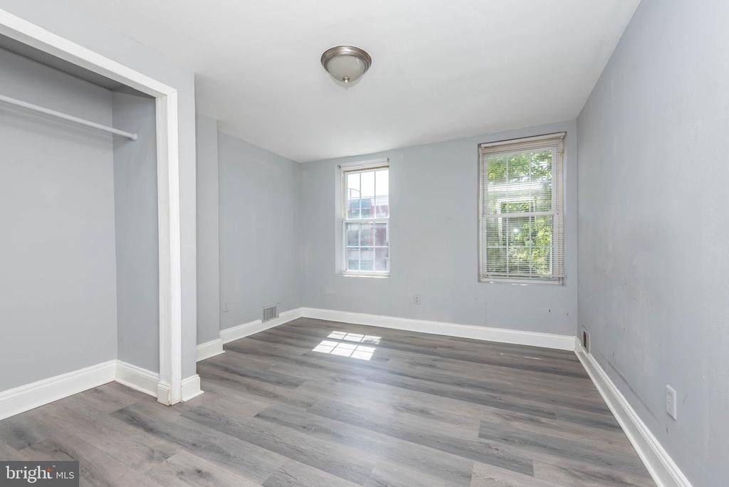 1124 Washington Boulevard - Photo 9