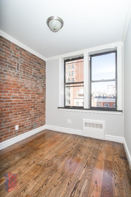 232 West 14th Street - Photo 1