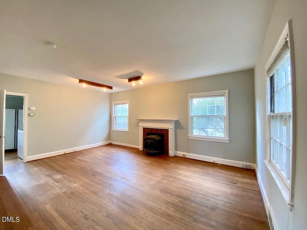 1927 Ward Street - Photo 3