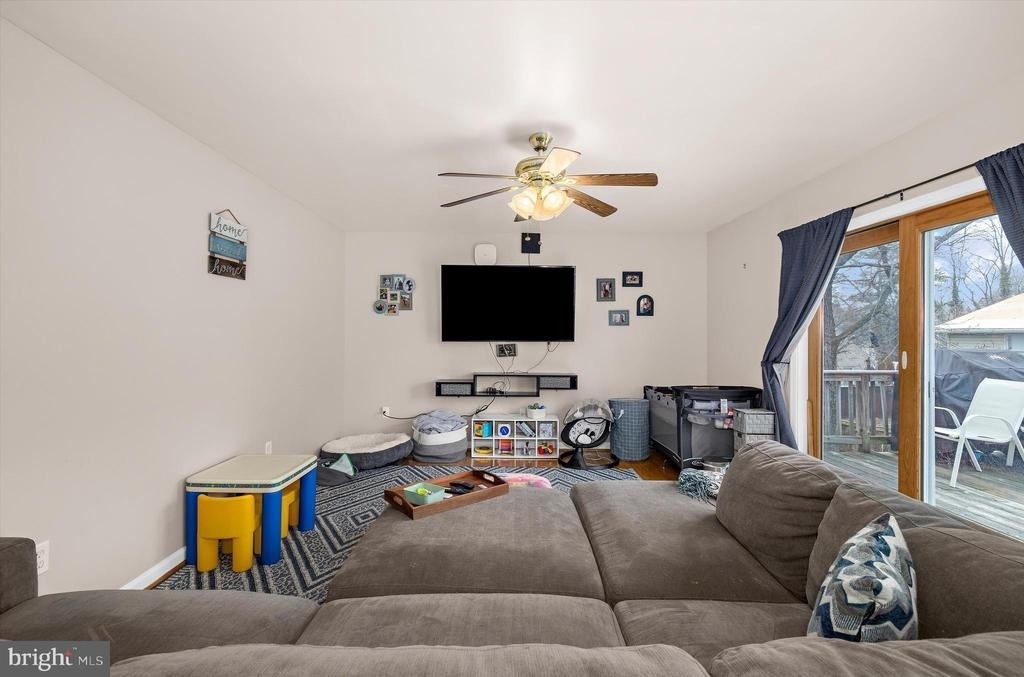 7665 Cedar Drive - Photo 18