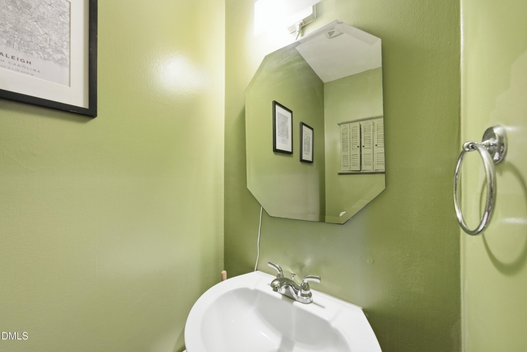 6355 New Market Way - Photo 20