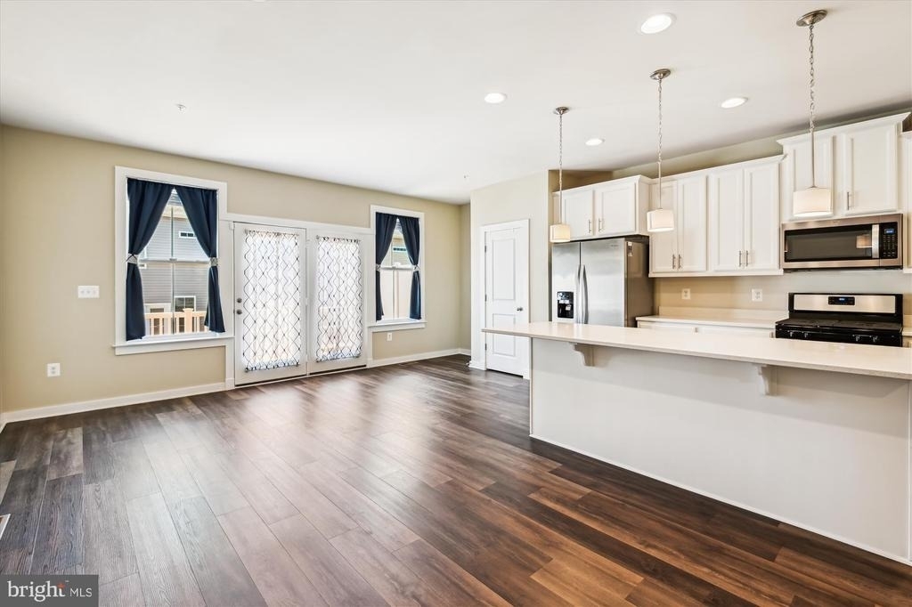1679 Signalman Court - Photo 7