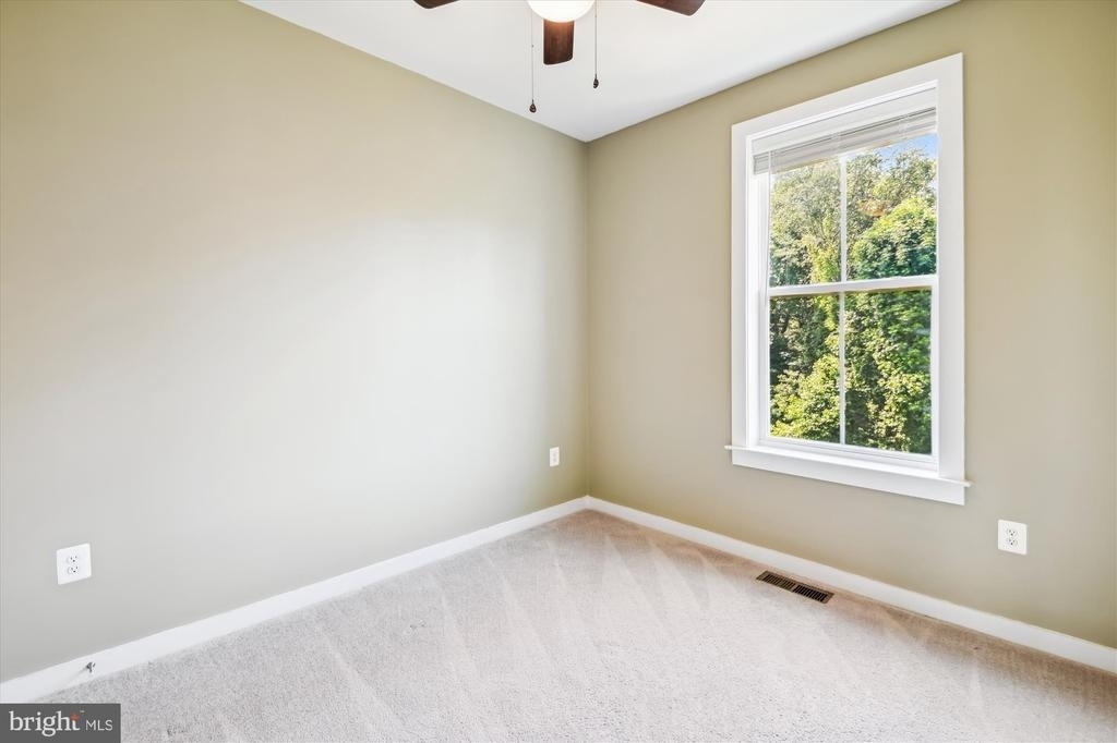 1679 Signalman Court - Photo 28