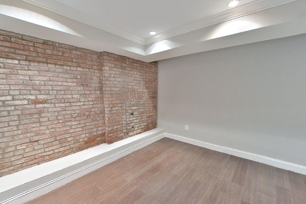 Hudson Street & Perry Street, New York, NY 10014 - Photo 2