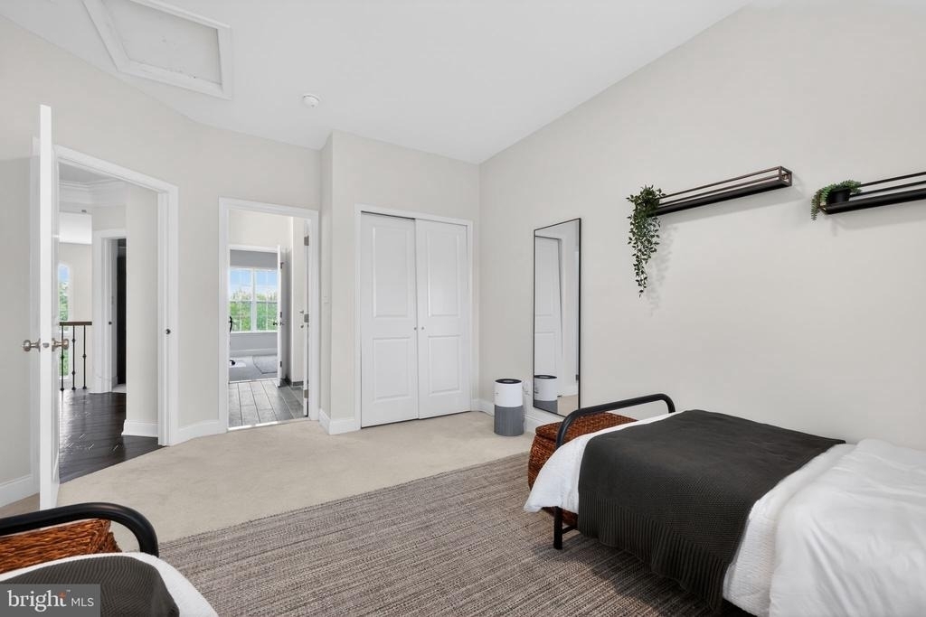 1036 Matthew Way - Photo 40