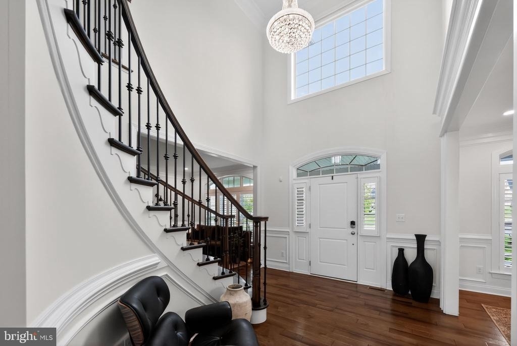 1036 Matthew Way - Photo 2