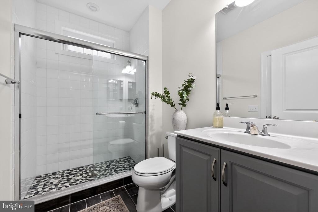 1036 Matthew Way - Photo 17