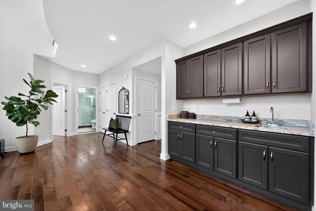 1036 Matthew Way - Photo 12