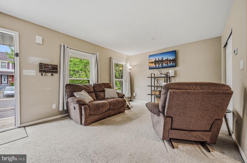 1 Waltham Street - Photo 4