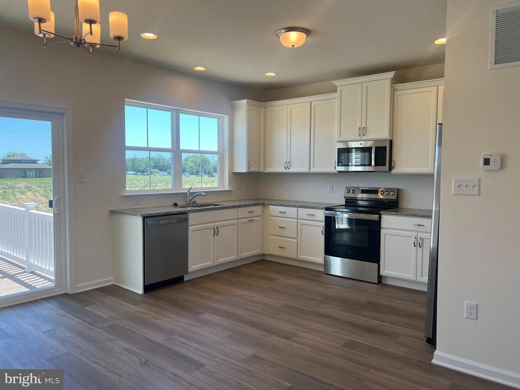 756 Rosler Way - Photo 7