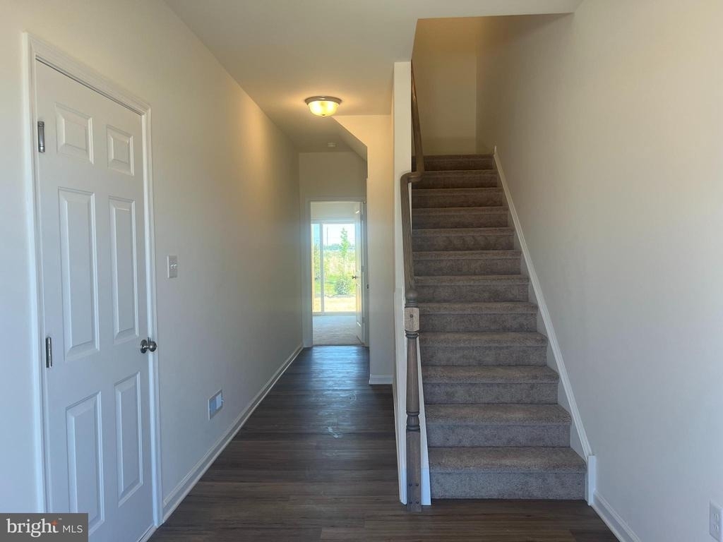 756 Rosler Way - Photo 1