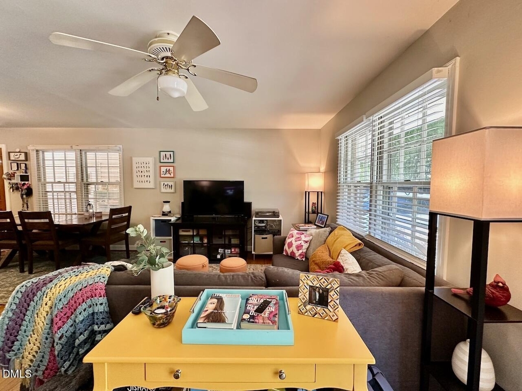 2813 Barmettler Street - Photo 3