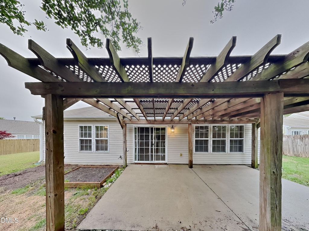 3009 Softwind Drive - Photo 19