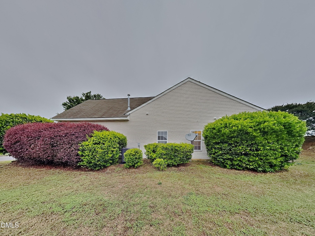 3009 Softwind Drive - Photo 18