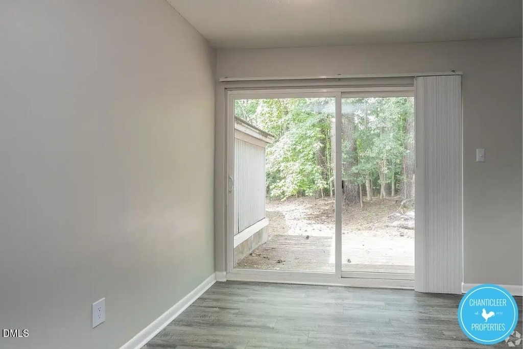 120 Rectory Street - Photo 7