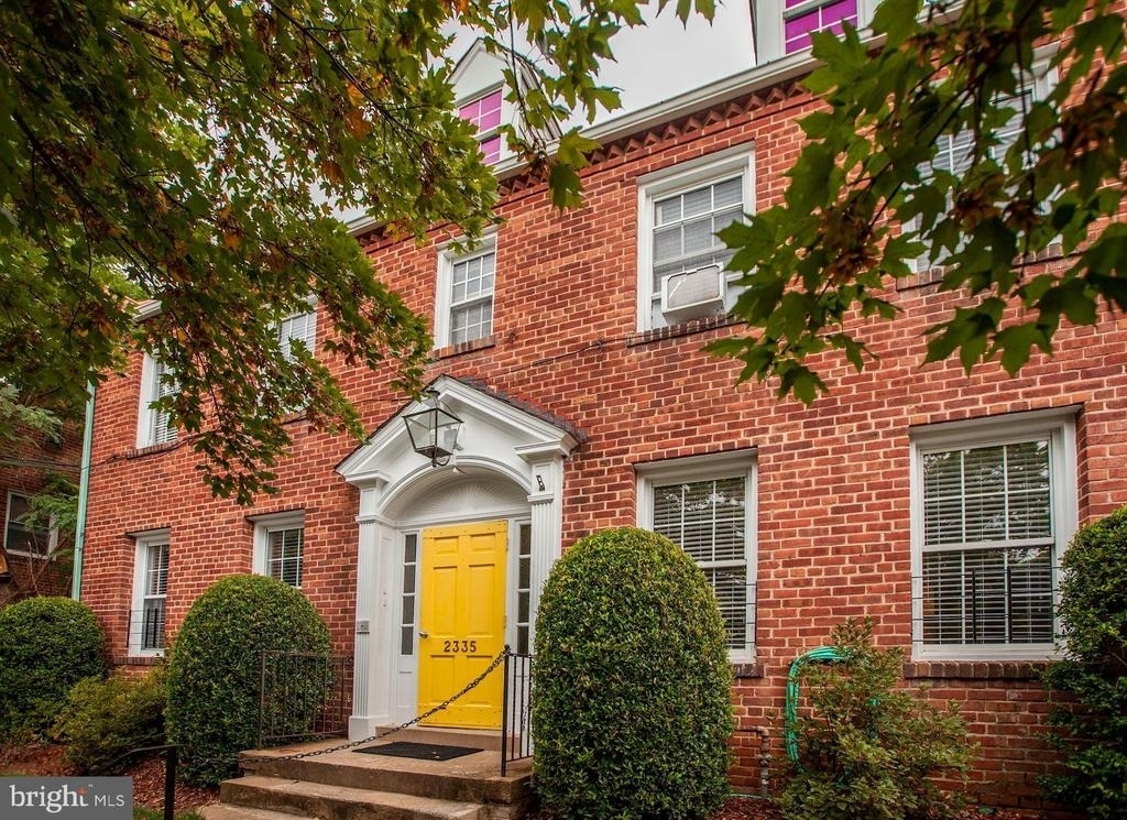 2335 40th Street Nw - Photo 1