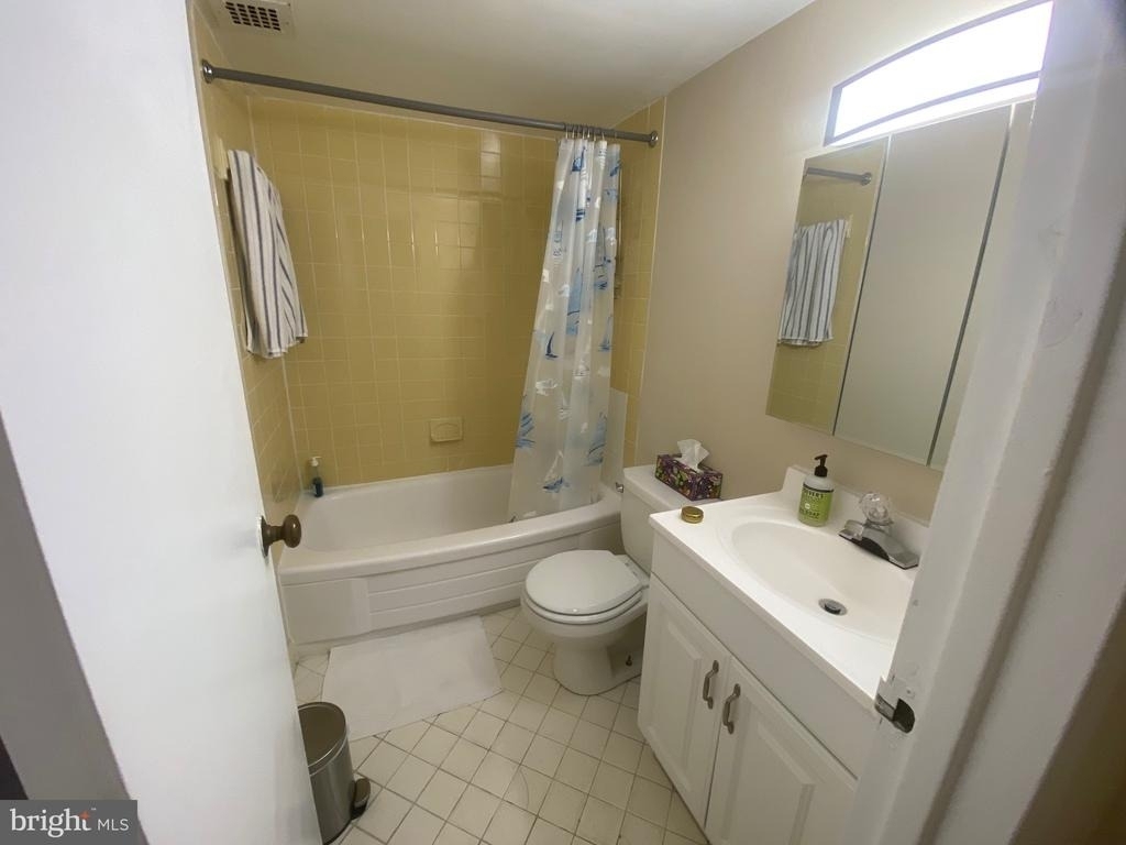 2030 F Street Nw - Photo 5