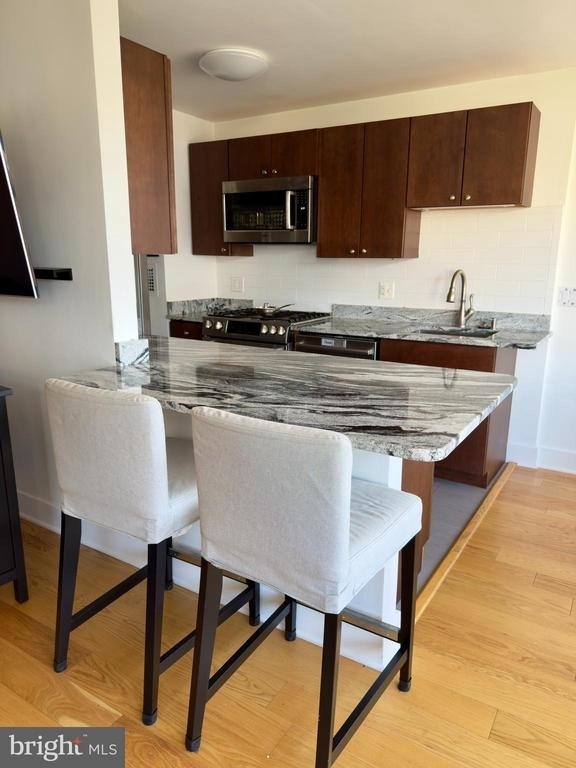 2401 H Street Nw - Photo 1